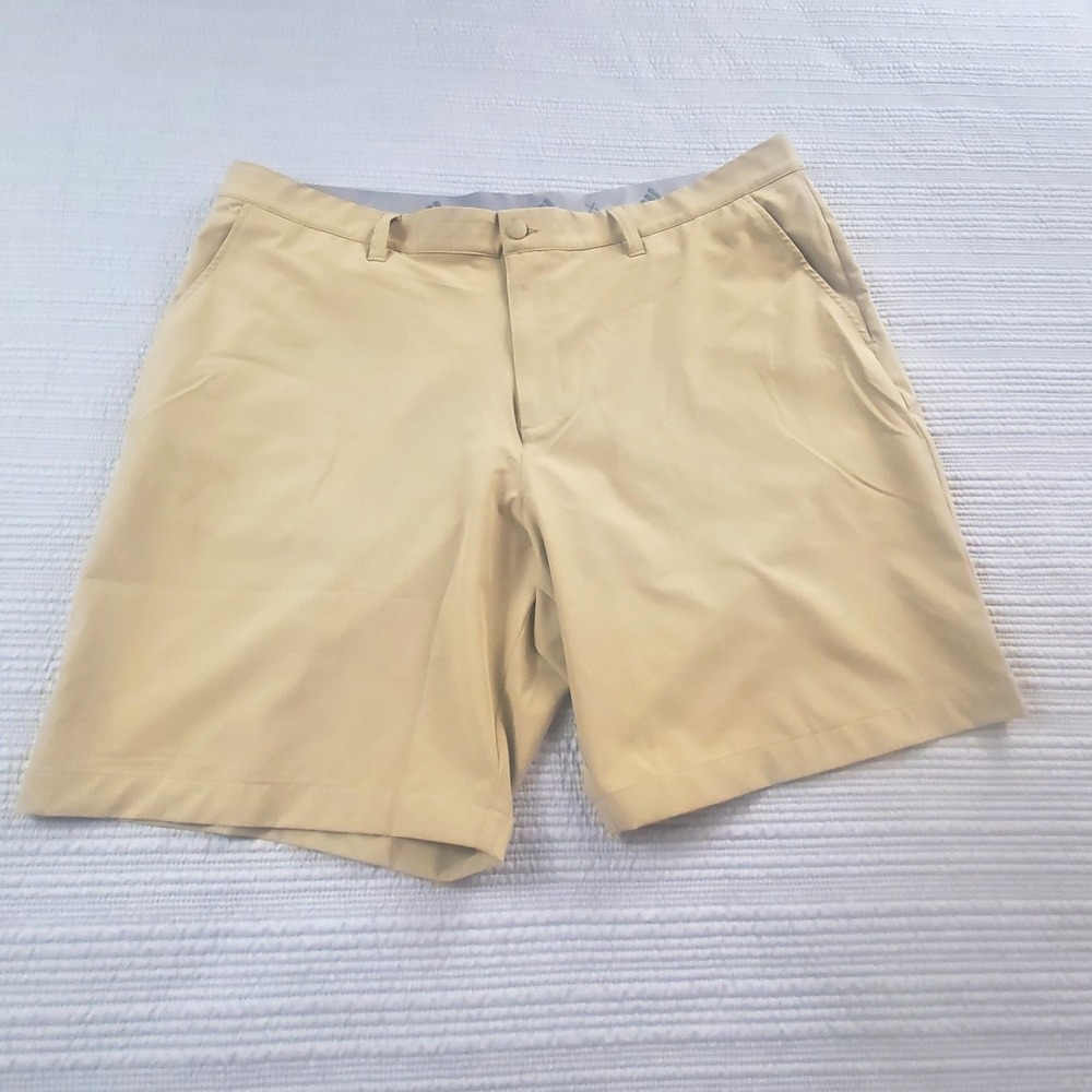 Adidas Golf Mens Tan Khaki Performance Flat Front Shorts Size 36